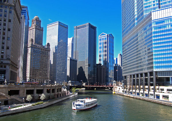File:Chicago River ferry.jpg