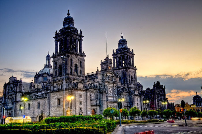 File:Mexico City Cathedral.jpg
