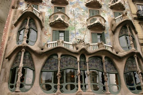 Gaudi's Casa Batllo, Barcelona, Spain (IMG 5380a).jpg