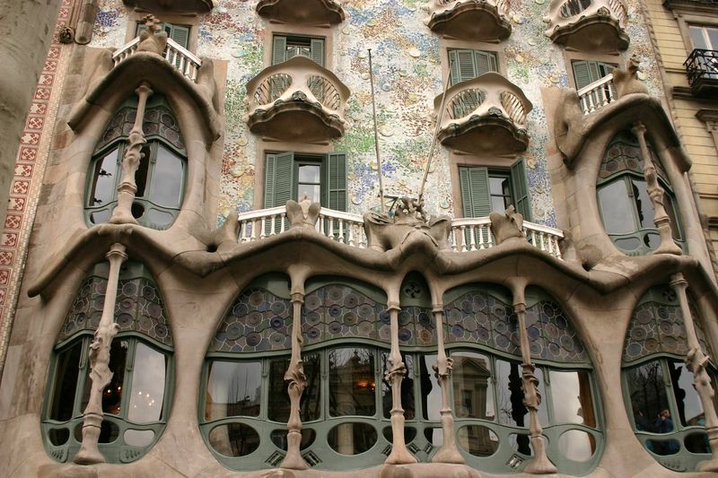 File:Gaudi's Casa Batllo, Barcelona, Spain (IMG 5380a).jpg